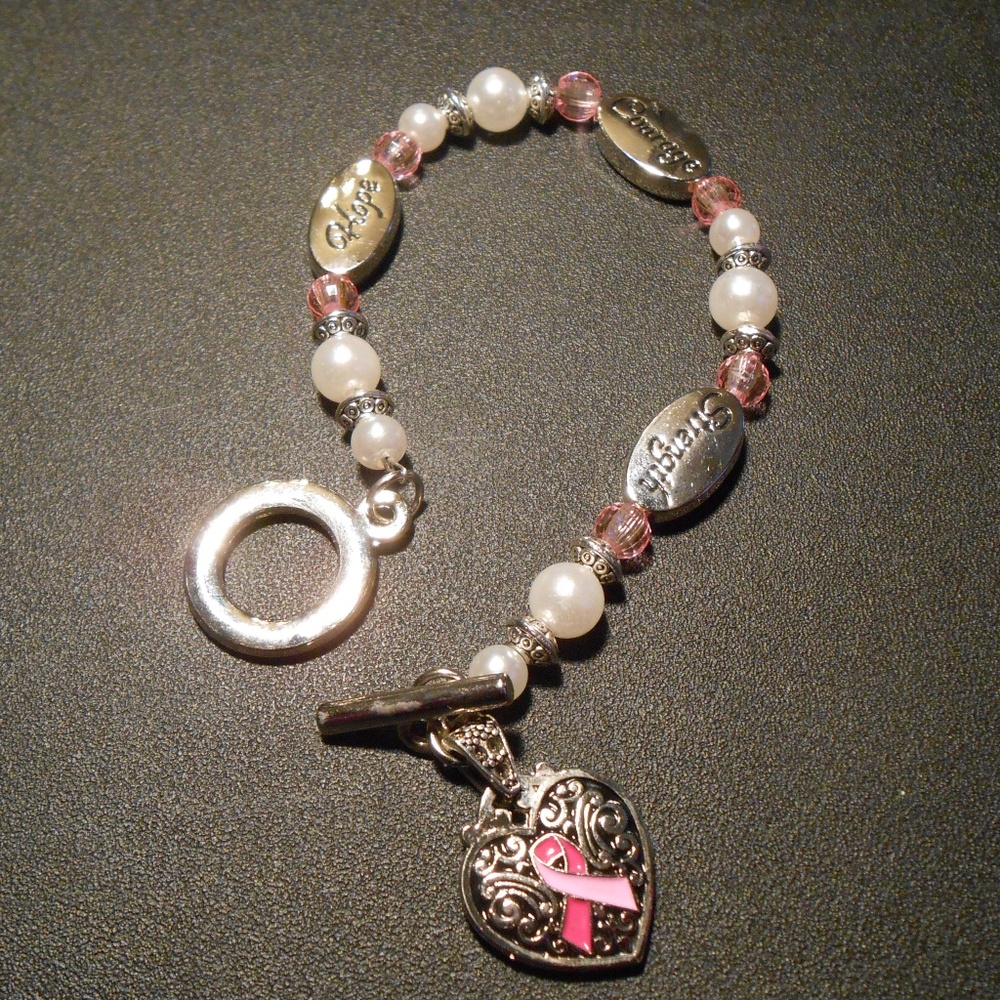 Breast cancer awareness bracelet - Picture 1 of 3